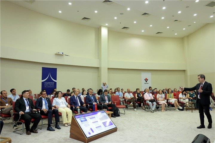 Geçerli görselin alternatif metni yok. Dosya adı: tu-top2.jpg