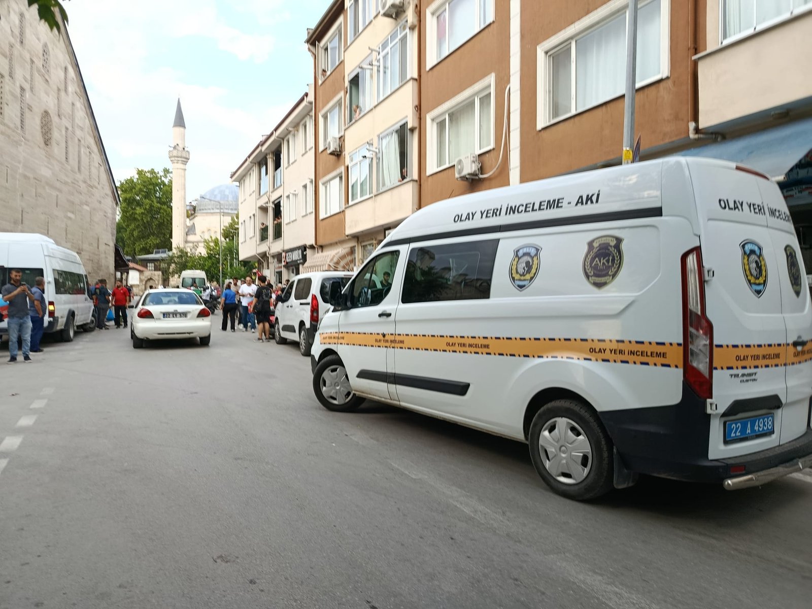 Geçerli görselin alternatif metni yok. Dosya adı: caren1.jpg