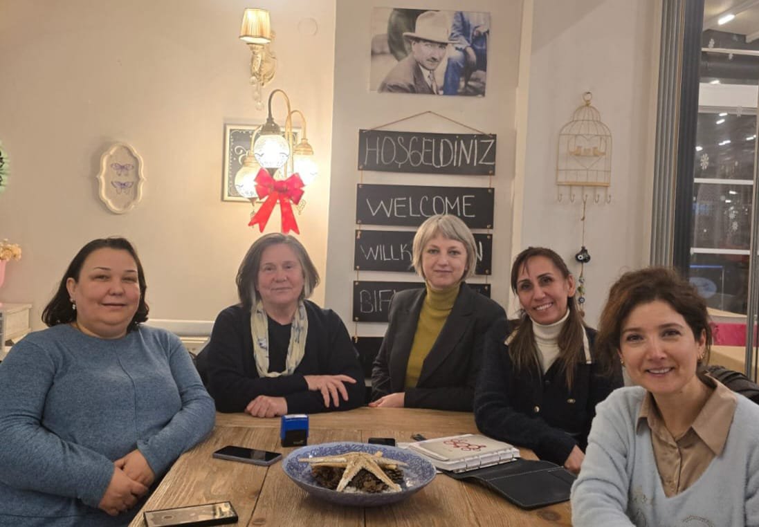 Geçerli görselin alternatif metni yok. Dosya adı: cocuk-haklari-dernegi.jpg