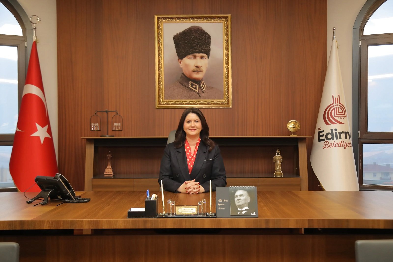 Geçerli görselin alternatif metni yok. Dosya adı: filiz-gencan-2.jpg
