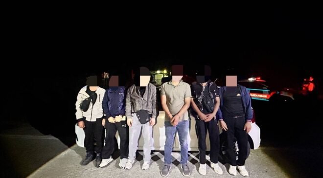 17 kaçak göçmen yakalandı