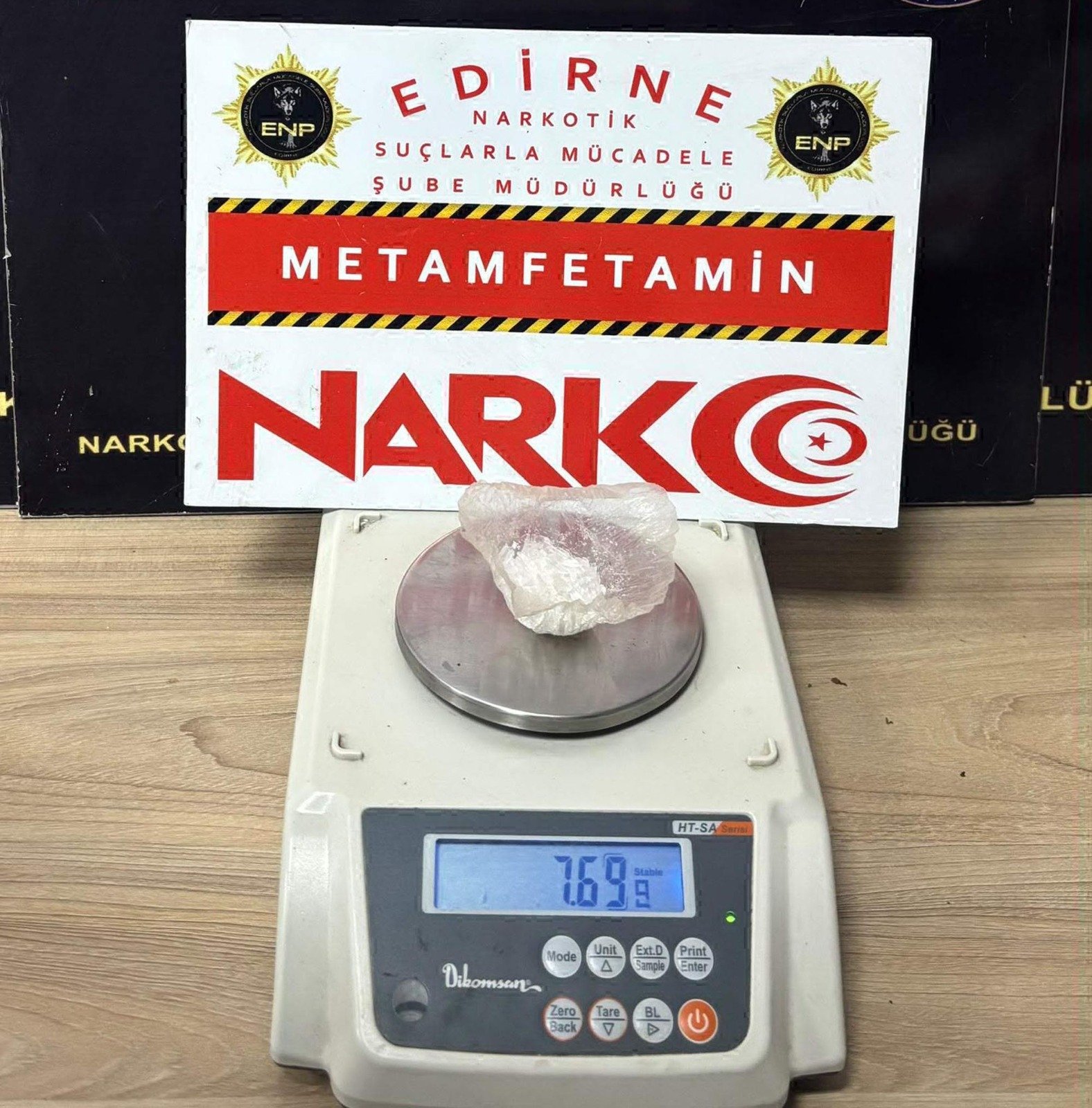 Geçerli görselin alternatif metni yok. Dosya adı: narko1.jpg