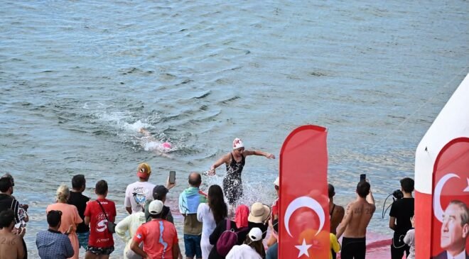 Kulaçlar 30 Ağustos için