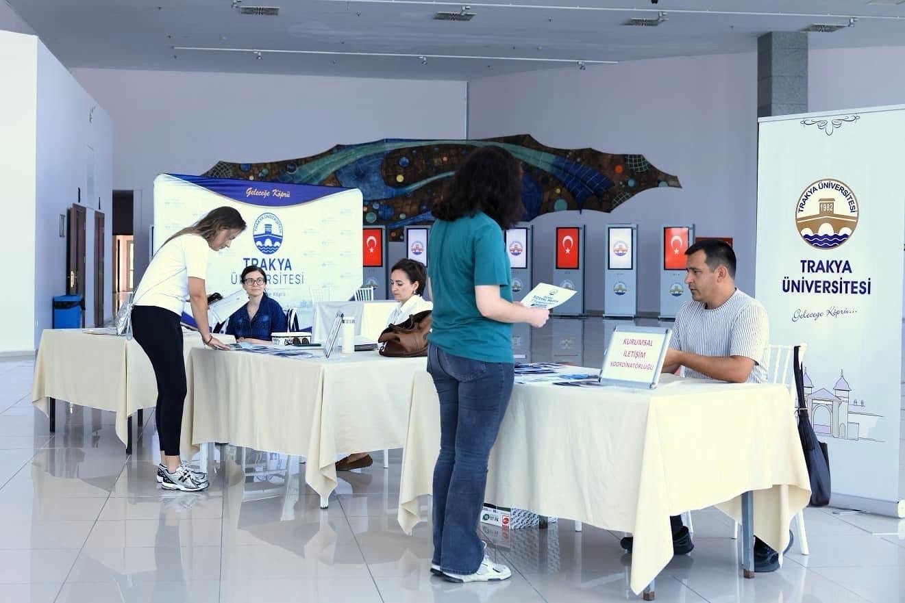 Geçerli görselin alternatif metni yok. Dosya adı: tu-kayit.jpg