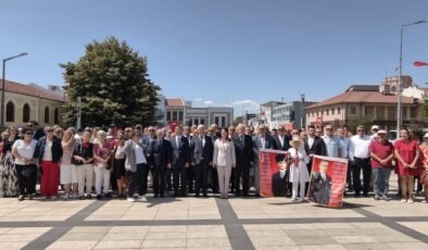 YENİ Parti ve STK’lardan alternatif tören