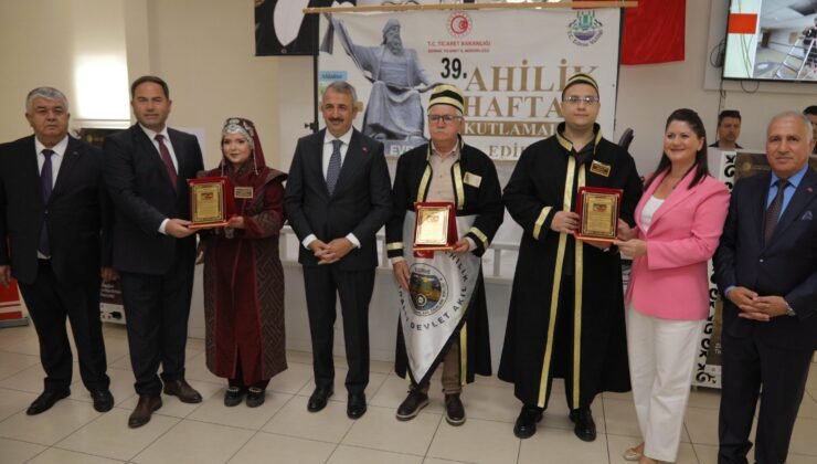Yılın ahisine ‘şed kuşanma’ töreni