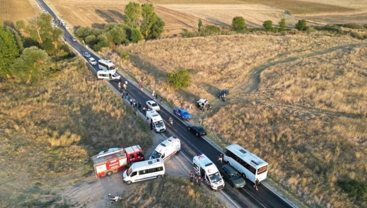 Köy yolunda zincirleme kaza!