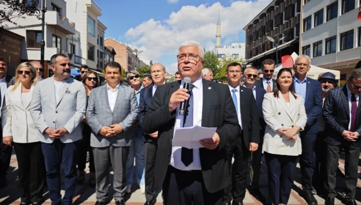 Yeni Parti sahaya indi!