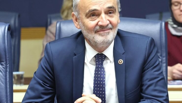 Batı Türkleri Akalın’ın gündeminde