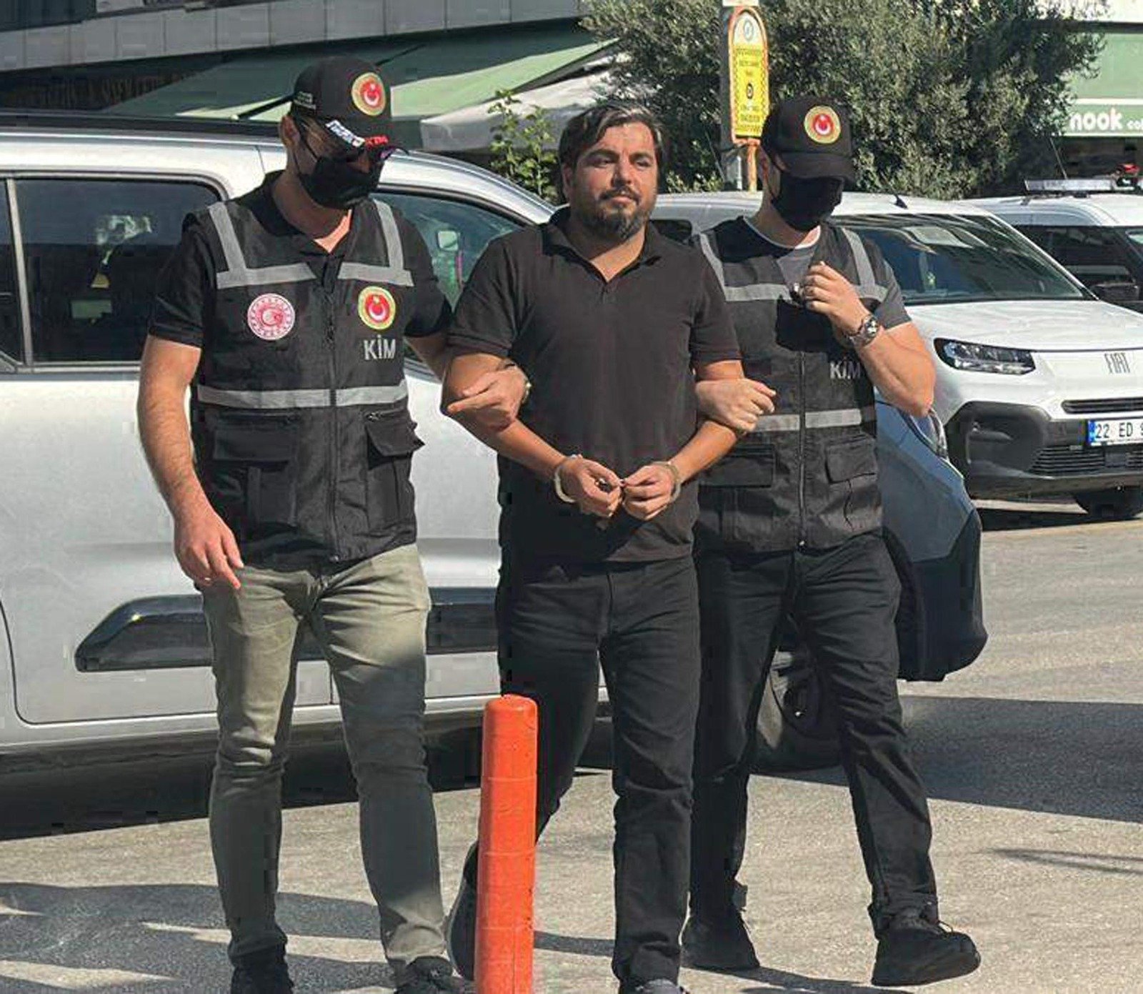 Geçerli görselin alternatif metni yok. Dosya adı: arif-kocabiyik-1.jpeg