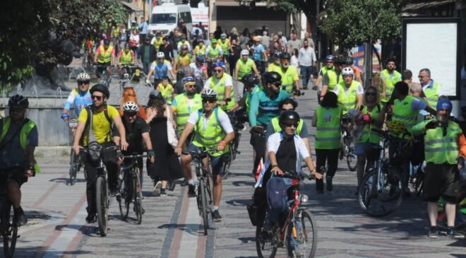 Gelecek için pedalladılar!