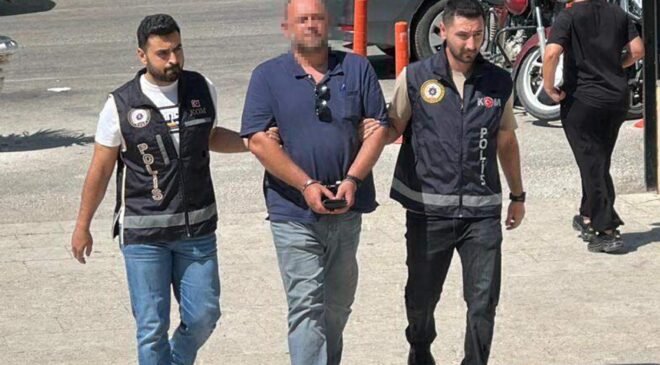 Meclis üyesine ‘rüşvet’ suçlamasıyla gözaltı!