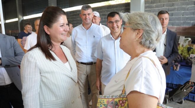 Gencan’dan pazaryeri ziyareti