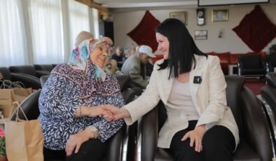 ‘Hepimiz yarının yaşlılarıyız’