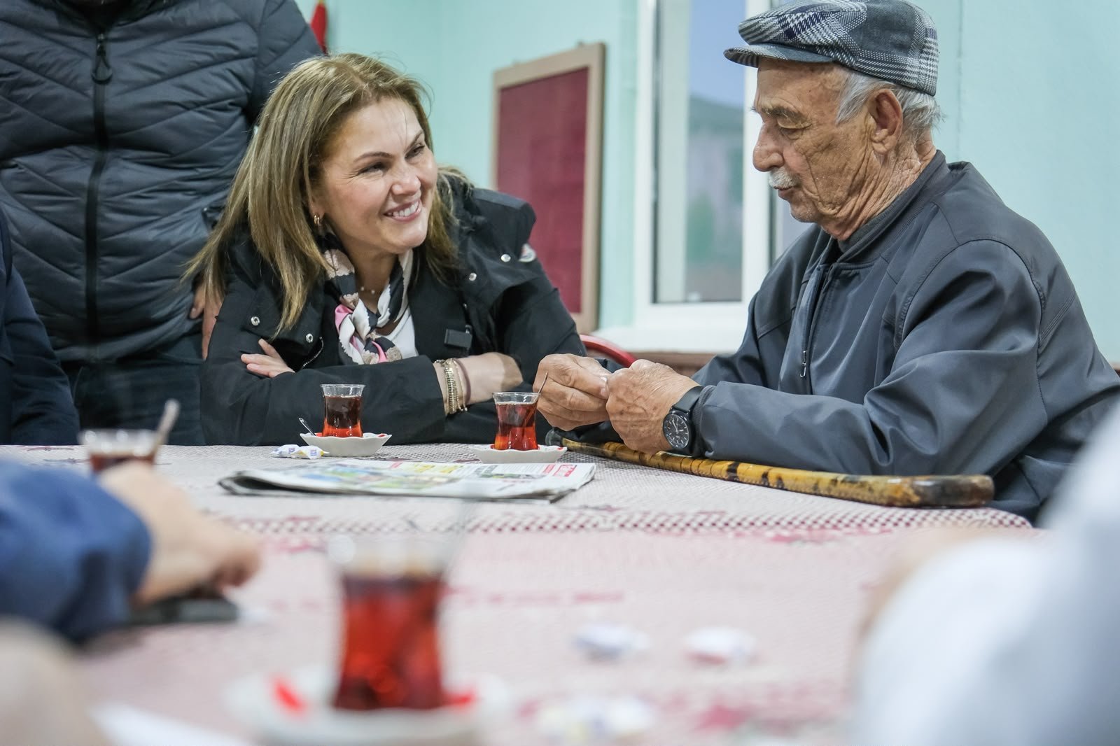Geçerli görselin alternatif metni yok. Dosya adı: iba-yasli.jpg