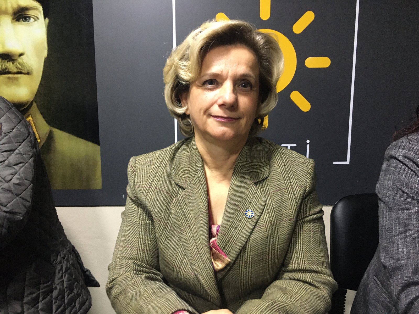 Geçerli görselin alternatif metni yok. Dosya adı: serpil-1.jpeg