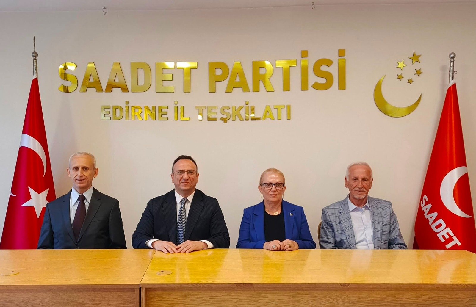 Geçerli görselin alternatif metni yok. Dosya adı: sp-dp.jpg