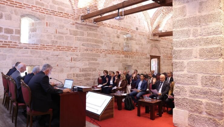 TÜ yönetiminin yeni dönemde ilk toplantısı