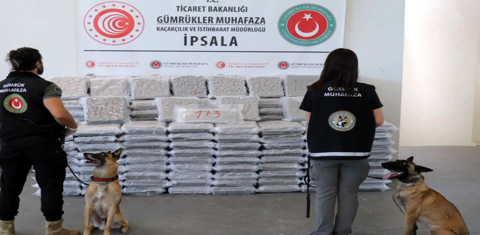 Geçerli görselin alternatif metni yok. Dosya adı: uyus-2.jpg