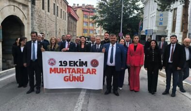 Muhtarlar günlerini kutladı