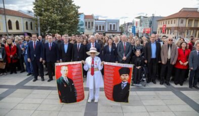 ‘Cumhuriyet yolu, halkın yoludur’