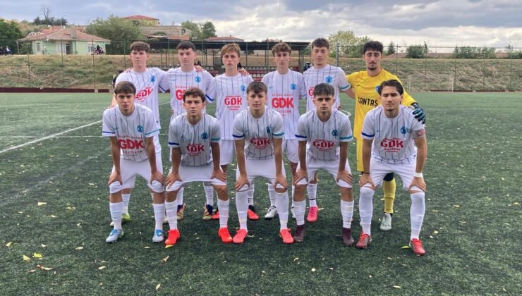 Şükrüpaşa Spor U19 nihayet evinde