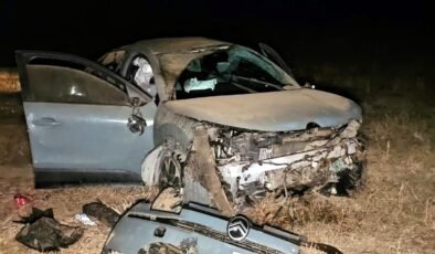 Takla atan otomobilde 9 kaçak göçmen