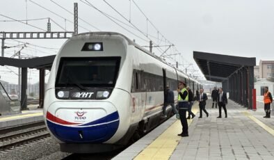 Hızlı Tren seferlere başladı!
