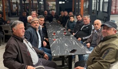 MHP Lalapaşa’da vatandaşla buluştu