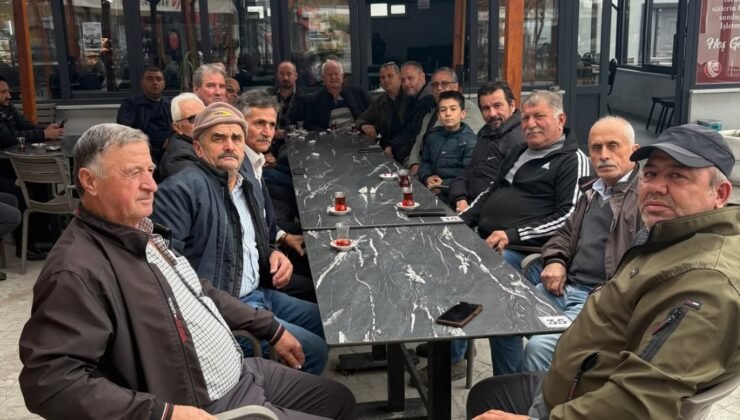 MHP Lalapaşa’da vatandaşla buluştu