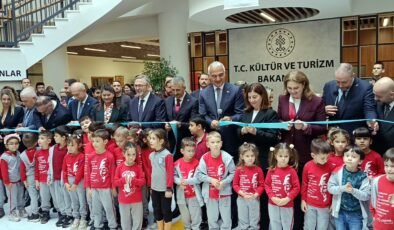 İl Halk Kütüphanesi açıldı