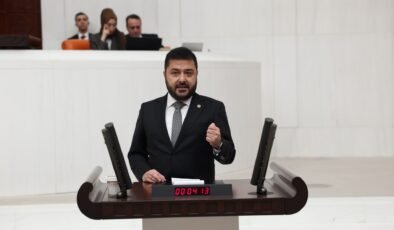  ‘Cumhuriyet, yolumuzu aydınlatıyor’