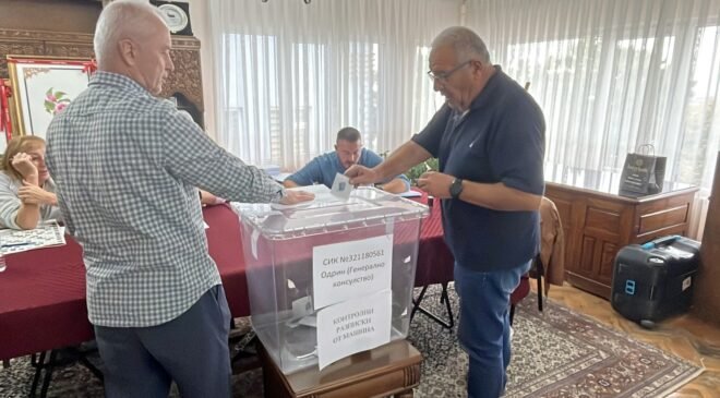Soydaş sandık başında!