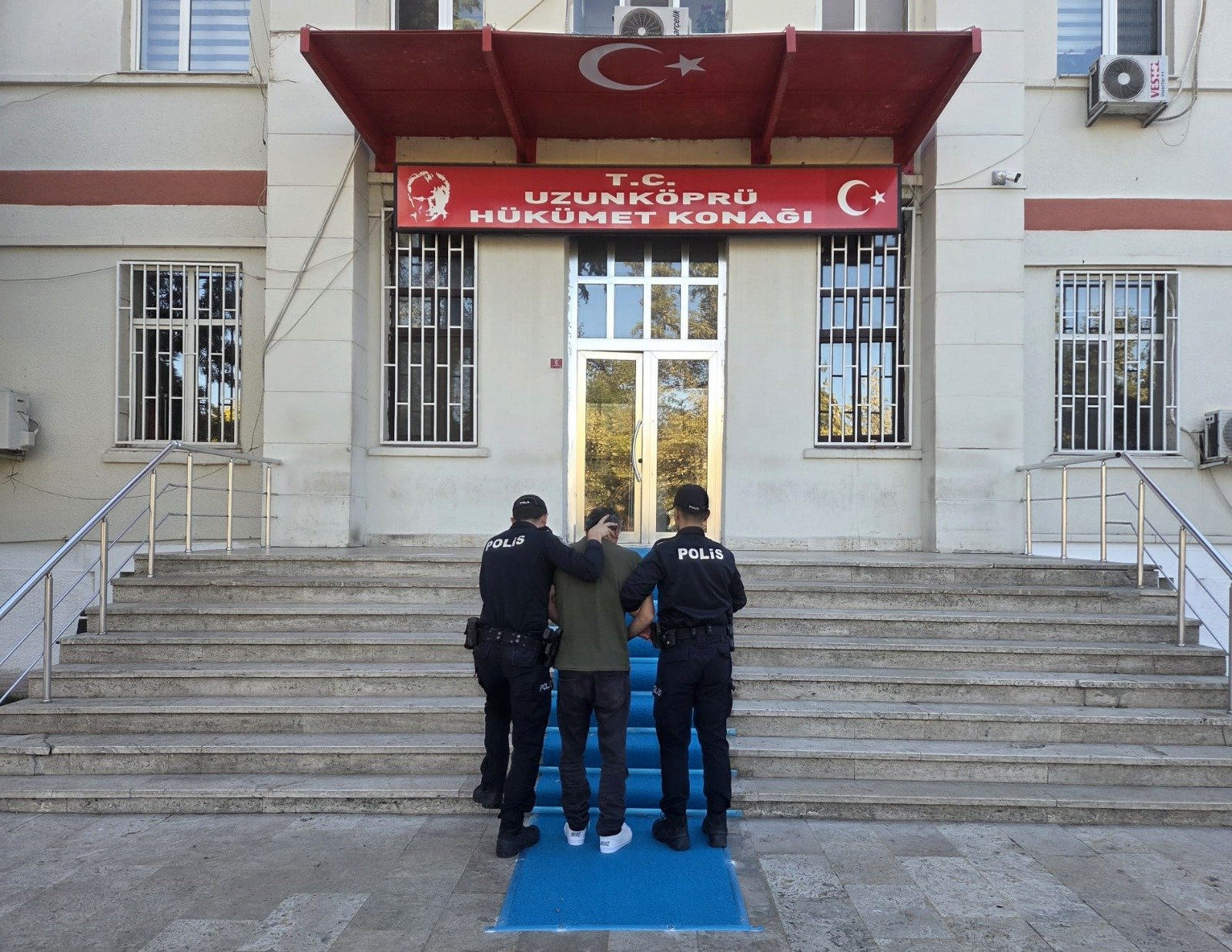 Geçerli görselin alternatif metni yok. Dosya adı: c42ed6ca-994d-4880-a8f2-69dee15734f2.jpg