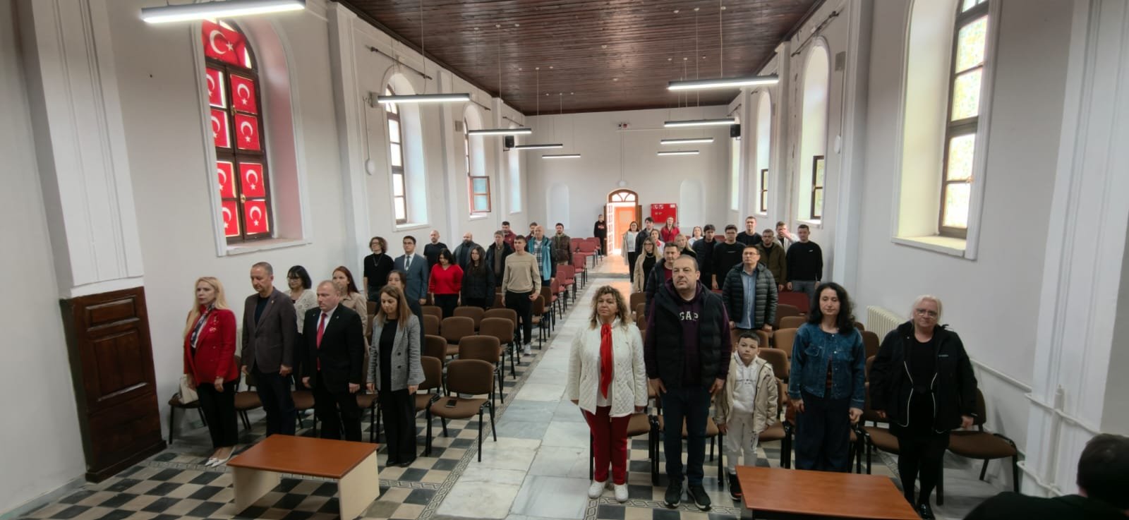 Geçerli görselin alternatif metni yok. Dosya adı: eybal.jpg