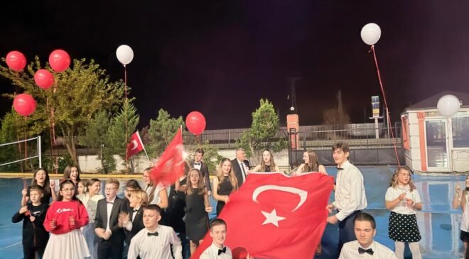 Filiz Okulları’nda Cumhuriyete özel program