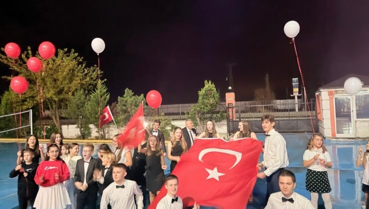 Filiz Okulları’nda Cumhuriyete özel program