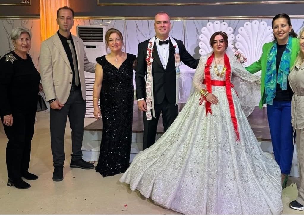 Geçerli görselin alternatif metni yok. Dosya adı: ilker.jpg