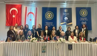 ‘Yeter ki çocuklar gülsün’