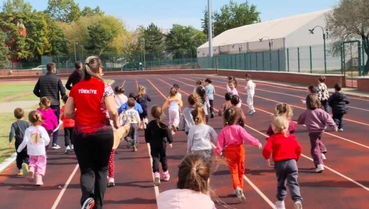 Minikler atletizmle buluştu
