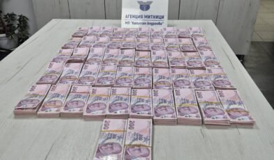 Yurt dışına kaçak Türk Lirası!