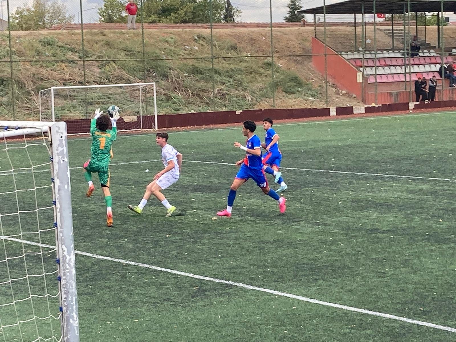 Geçerli görselin alternatif metni yok. Dosya adı: sukrupasa-u19-2.jpg