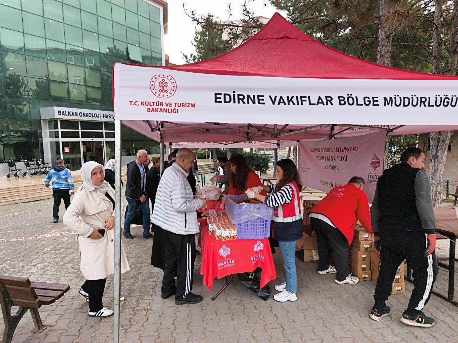 Geçerli görselin alternatif metni yok. Dosya adı: vakiflar-3.jpg