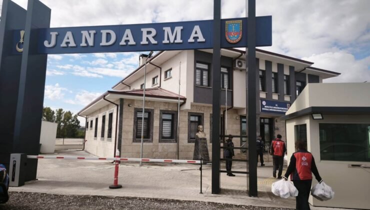 Vakıflar’dan emniyet mensuplarına kumanya