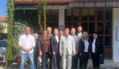 ‘Ekibimizi genişlettik, gençleştirdik’